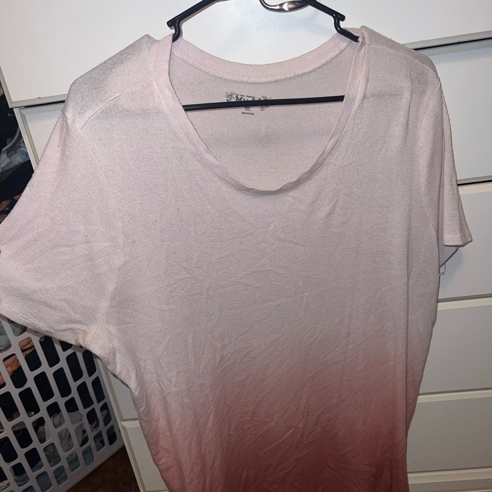 Pink ombré t shirt size XXL